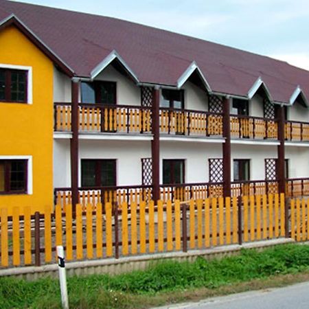 Motel Pod Stromisom Vlachovo Εξωτερικό φωτογραφία