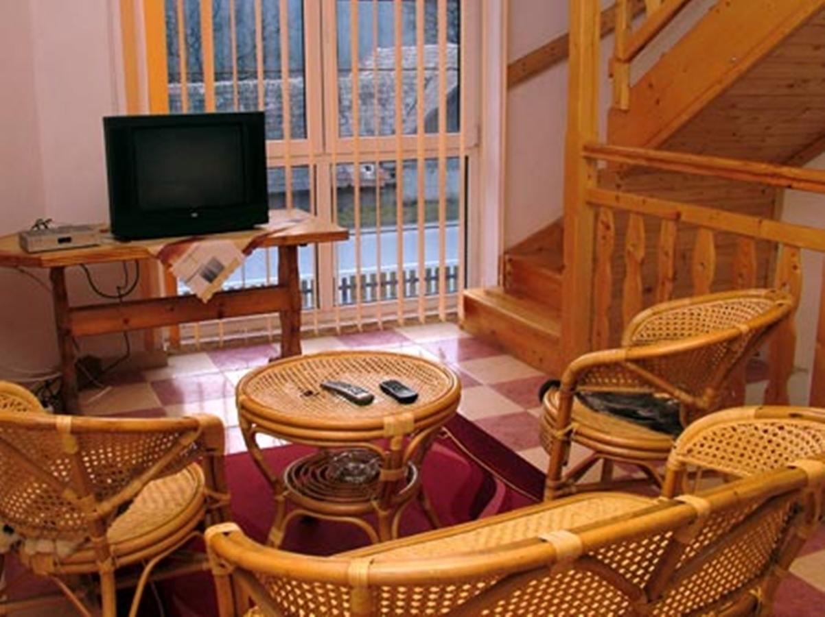 Motel Pod Stromisom Vlachovo Εξωτερικό φωτογραφία